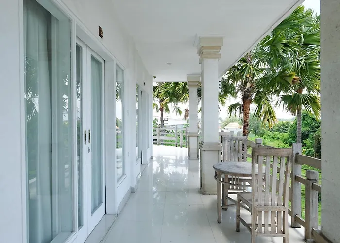 Lilis Ikvala Radha Canggu